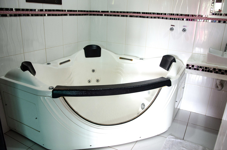 Bathroom 4, Pousada Azul dos Búzios, Armação dos Búzios