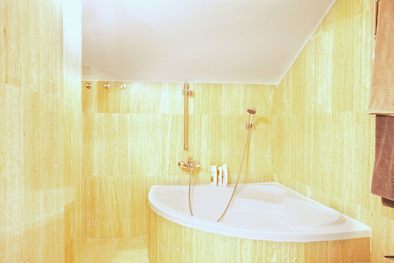 Bathroom, Jardines de Santa maria penthouse, Málaga