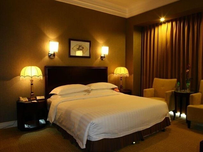Bedroom 3, Qian'an Jin Jiang Hotel, Tangshan