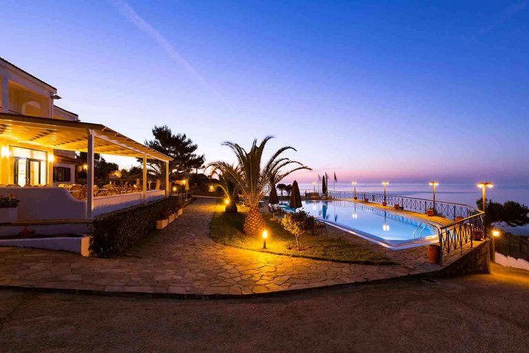 Exterior & Views 2, Karras' Star Hotel, North Aegean
