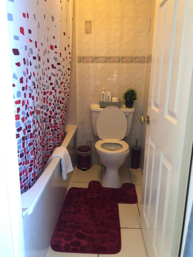 Bathroom 4, Atlas Guest House, Edinburgh