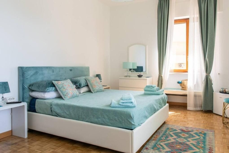 Bedroom 3, La Stella dei venti, Napoli