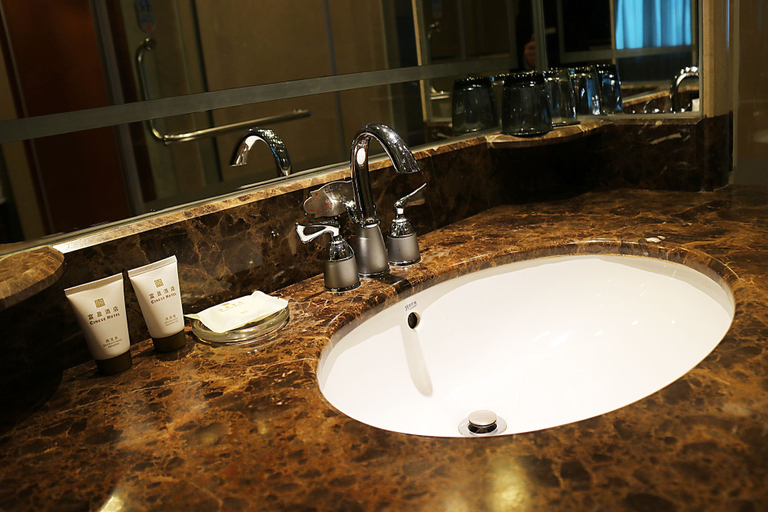 Bathroom 4, Cinese Hotel Dongguan, Dongguan