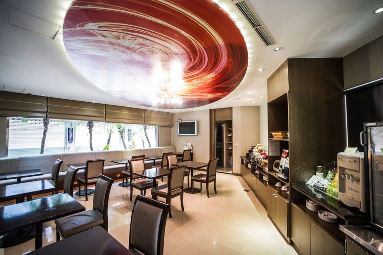 Food & Drinks 5, Mos Motel, Taoyuan