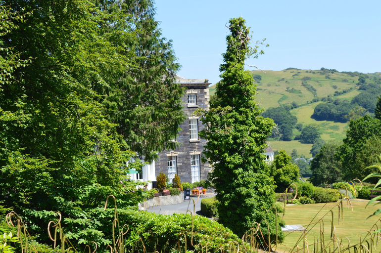 Exterior & Views 2, Macdonald Plas Talgarth Holiday Resort, Gwynedd