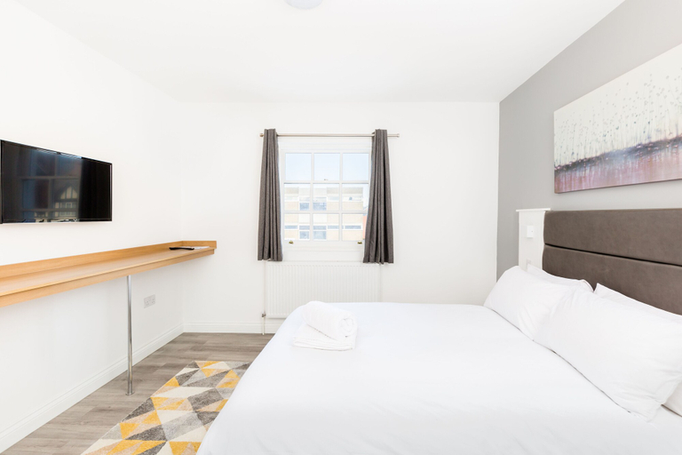 Bedroom 3, Marvel Apartments, Warwickshire