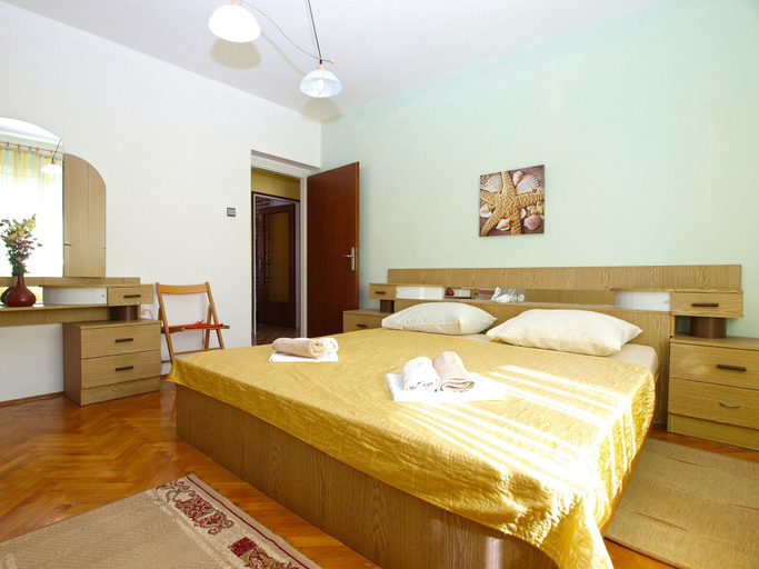 Bedroom 2, Apartment 686, Pula