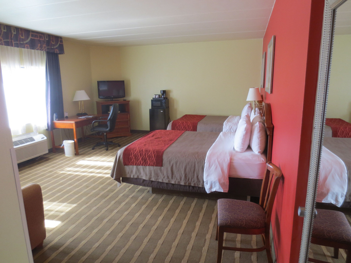 Bedroom 3, Comfort Inn University Center, Fairfax City