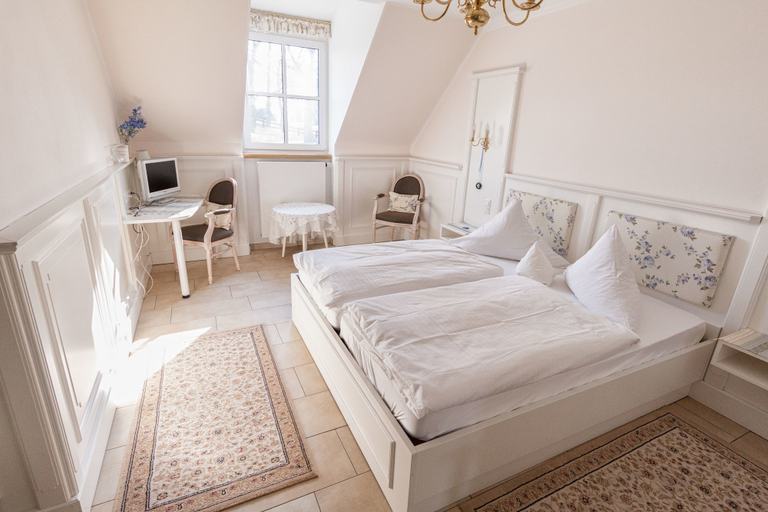 Bedroom 4, Hotel Fürstenberger Hof, Wesel
