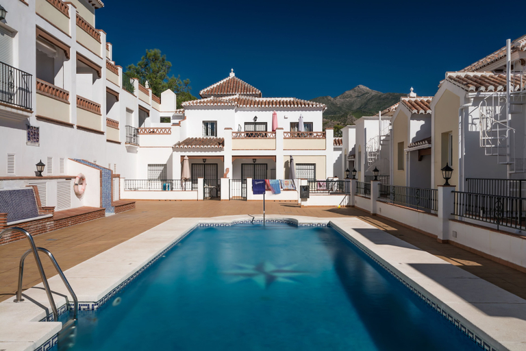 Sport & Beauty 2, Apartamentos Chimenea, Málaga