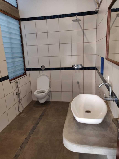 Bathroom 3, The Paperflower - A Wandertrails Stay, Puducherry