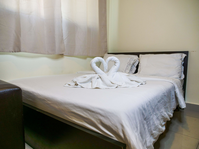 Bedroom 5, Nahalat Yehuda Residence