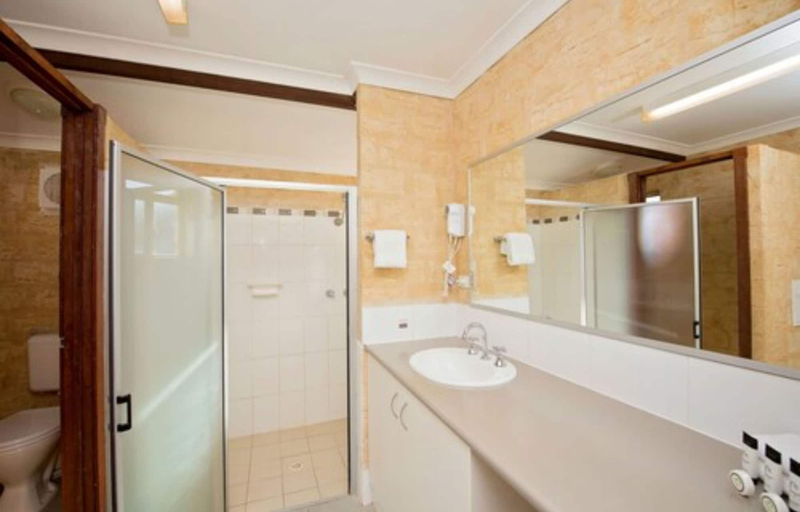 Bathroom 4, Discovery Parks - Bunbury Foreshore, Bunbury