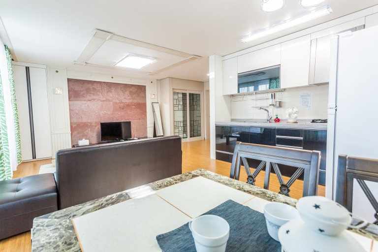 Others 5, Phoenix Emerald Pension, Pyeongchang