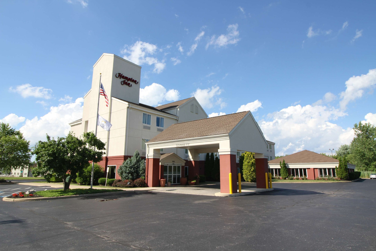Exterior & Views 2, Hampton Inn Sandusky-Central, Erie