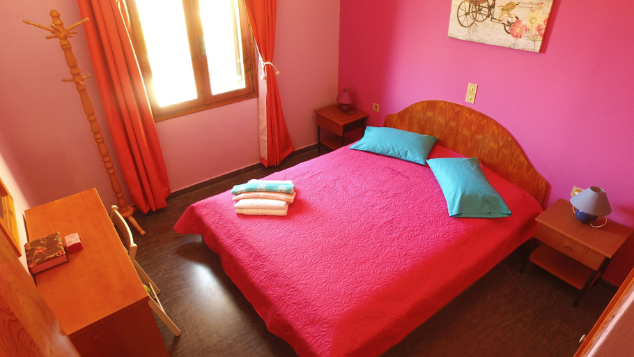 Bedroom 2, Villa Katerina, Crete