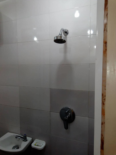 Bathroom, Reeve Court Apartment, Eti-Osa