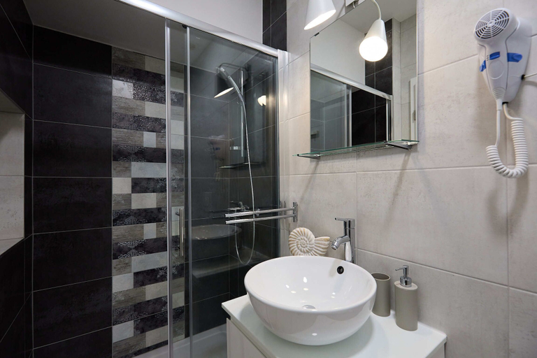 Bathroom 3, Apartment Nino 1, Dubrovnik