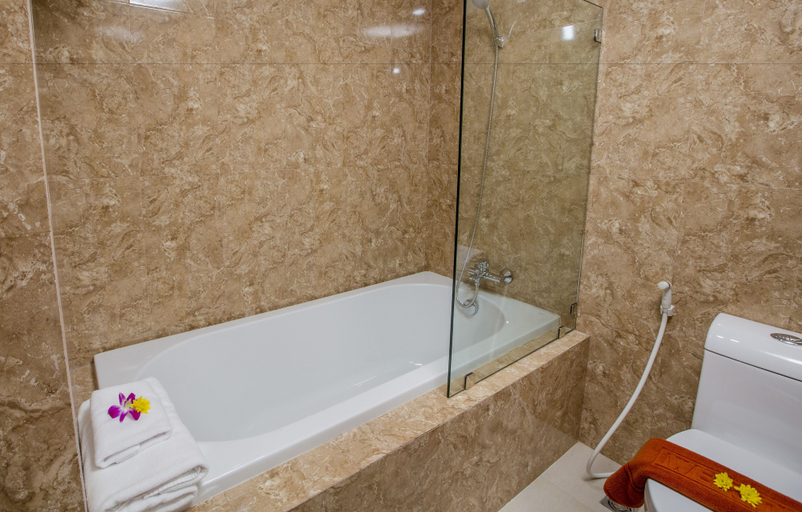 Bathroom 4, Airport Resort Phuket, Pulau Phuket