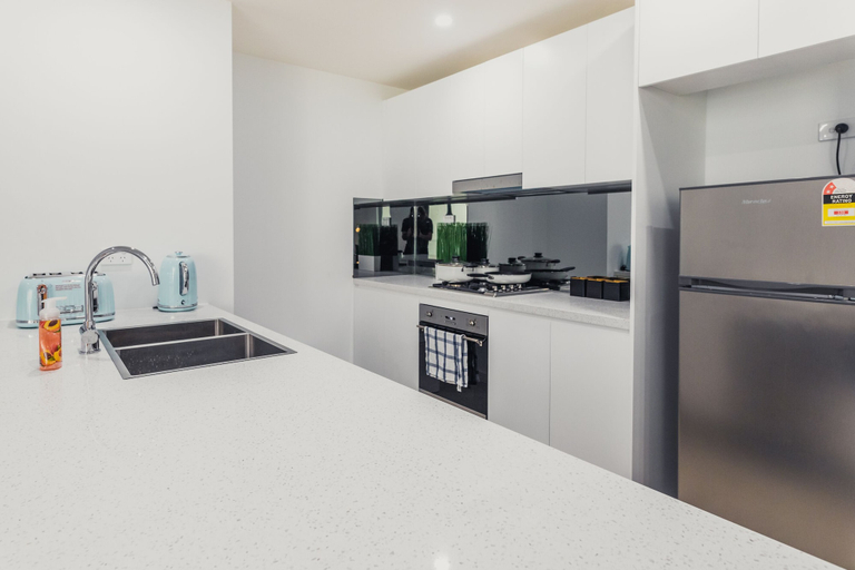 Others 4, mascot apartment, Sydney