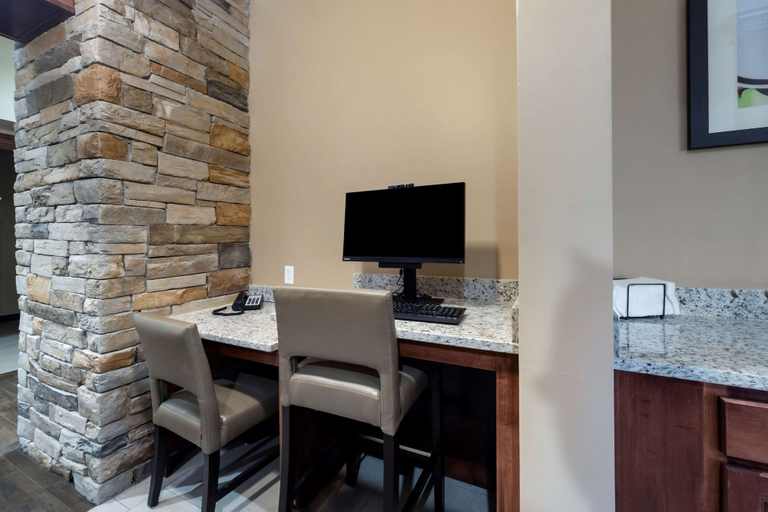 Others 5, Comfort Inn & Suites Harrah, Oklahoma