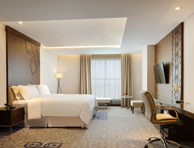 Bedroom 4, Four Points by Sheraton Makassar, Makassar