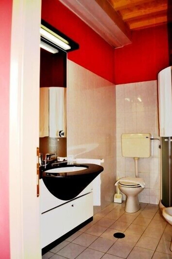 Bathroom 4, Hotel Borgo Antico Bibbiena, Arezzo