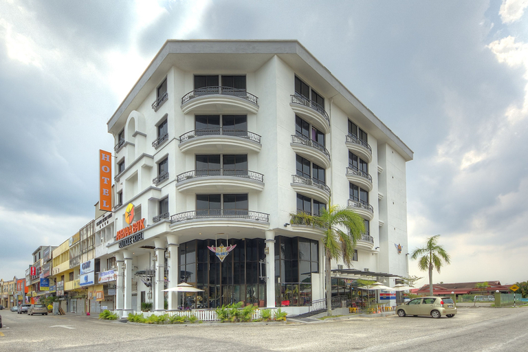 Exterior & Views 2, Arenaa Batik Boutique Hotel, Kuantan