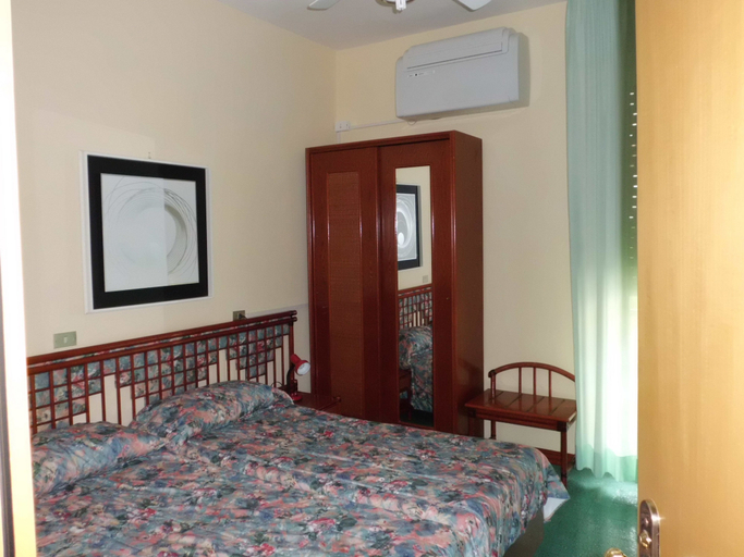 Bedroom 3, Hotel 5 Terre, La Spezia