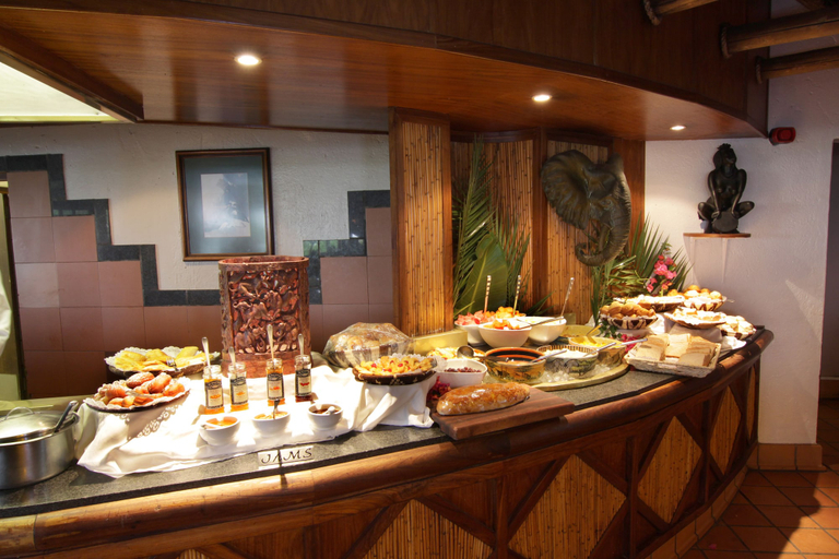 Food & Drinks 4, Cresta Mowana Safari Resort & Spa, Chobe