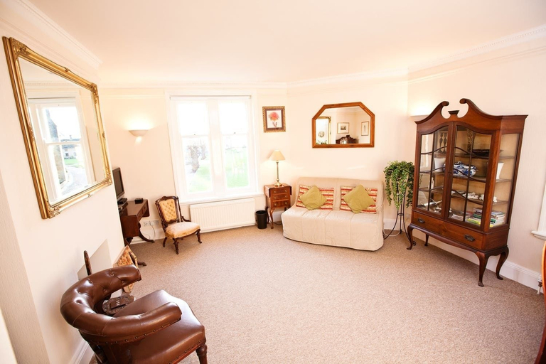 Others 4, Abbey Court, Dorset