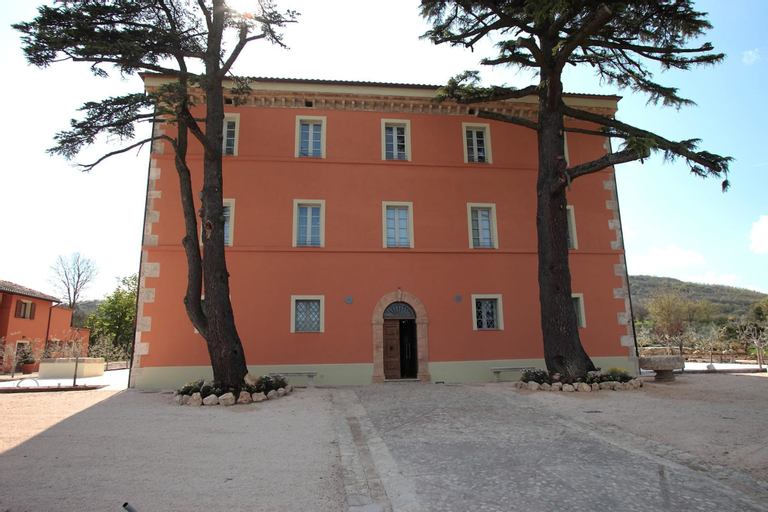 Exterior & Views 2, Relais Paradiso, Perugia