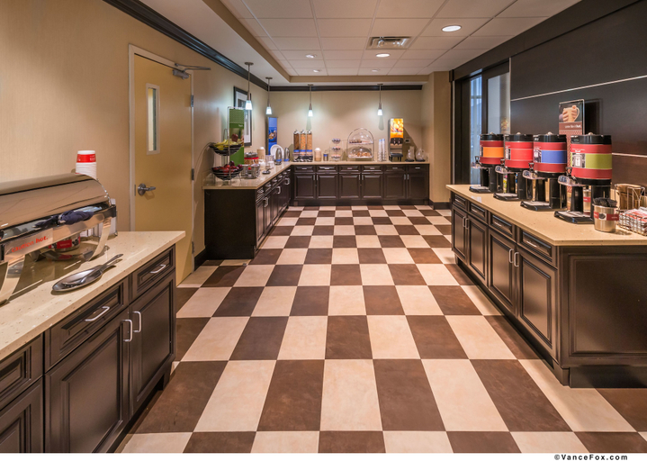 Food & Drinks 5, Hampton Inn & Suites Reno, Washoe