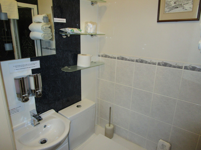 Bathroom 3, Brookfield B&B Guest House, Cumbria