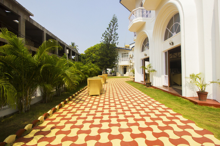 Exterior & Views 2, Sunset Beach Resort, North Goa
