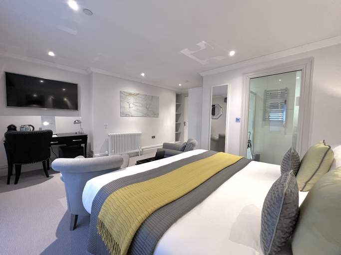 Bedroom 2, Tavistock House Hotel, Devon