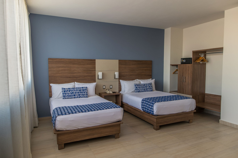 Bedroom 4, Ocean View Beach Hotel, Mazatlán