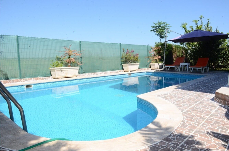 Sport & Beauty 4, Villa Bouzid, Serik