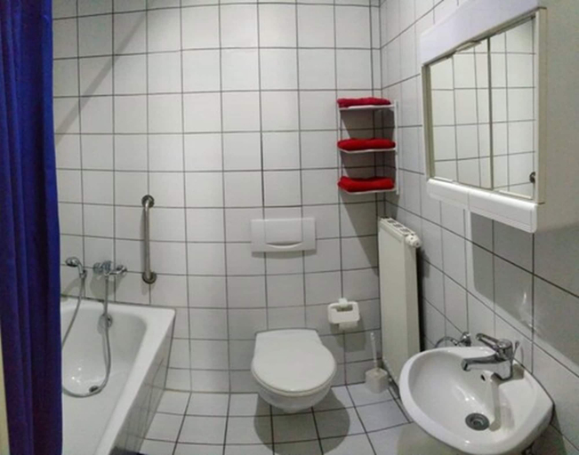 Bathroom 5, Picobello Pension, Görlitz