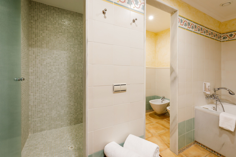 Bathroom 4, La Quinta Menorca by Portblue Boutique, Baleares