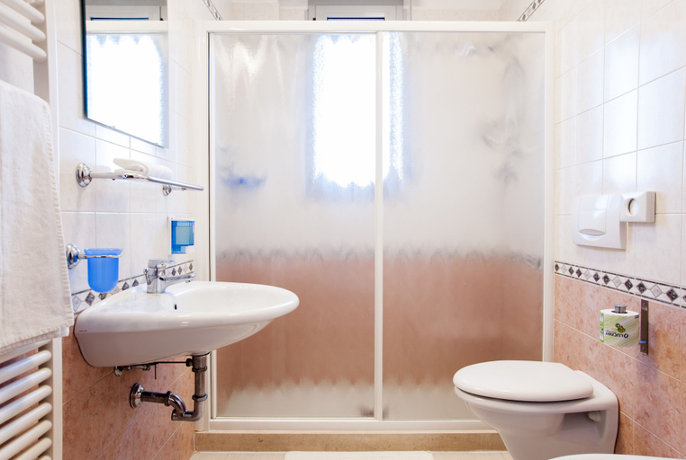 Bathroom 3, Residence Cigno, Rimini