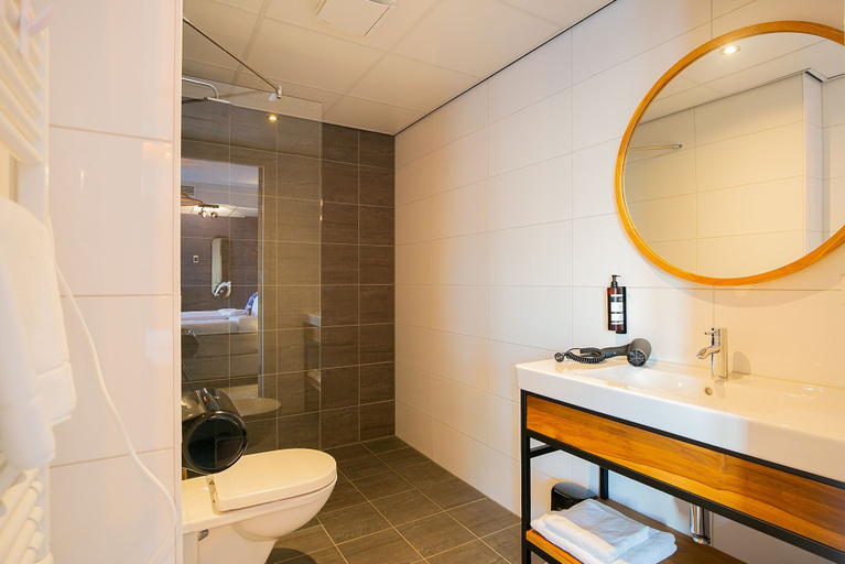 Bathroom 4, Marktstad Hotel, Schagen