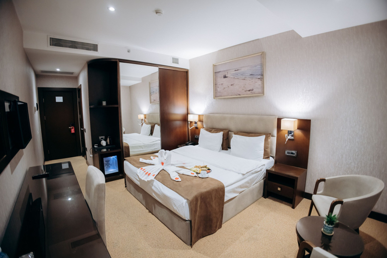 Bedroom 3, Diamond Hotel Baku, Baku