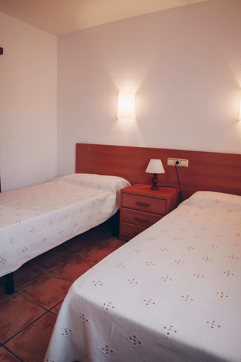 Bedroom 3, Apartamento con Espectaculares Vistas al Mediterráneo, Girona