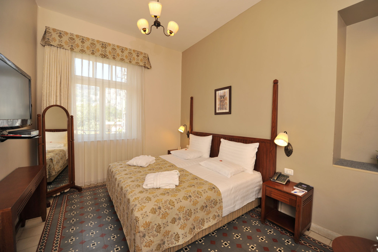 Bedroom 5, Colony Hotel Haifa