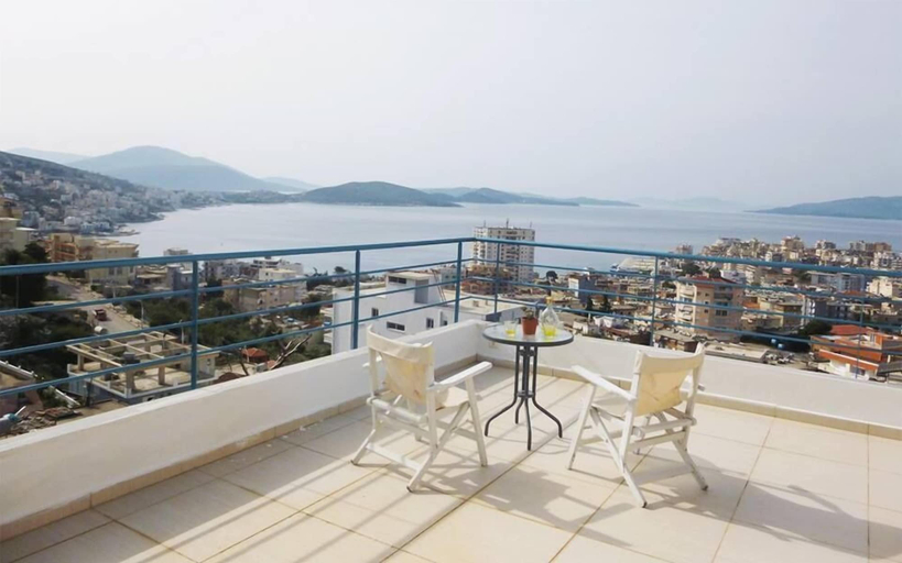 Others 1, Hakuna Matata Hostel, Sarandës