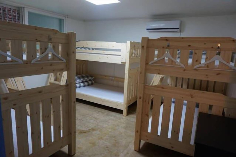 Bedroom 2, Eden Guest House Itaewon Seoul, Yongsan