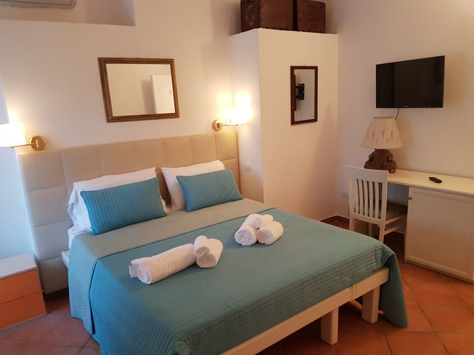 Bedroom 4, Tropea Boutique Hotel, Vibo Valentia