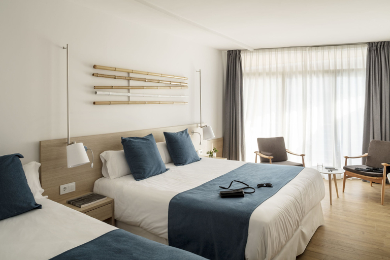 Bedroom 3, AQUA Hotel Onabrava & Spa, Barcelona