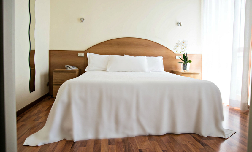 Bedroom 5, Hotel Palladio, Milano